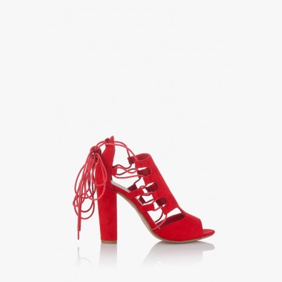 Дамски сандали в червено Кики