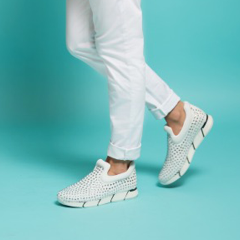 Дамски спортни обувки в бяло Белла